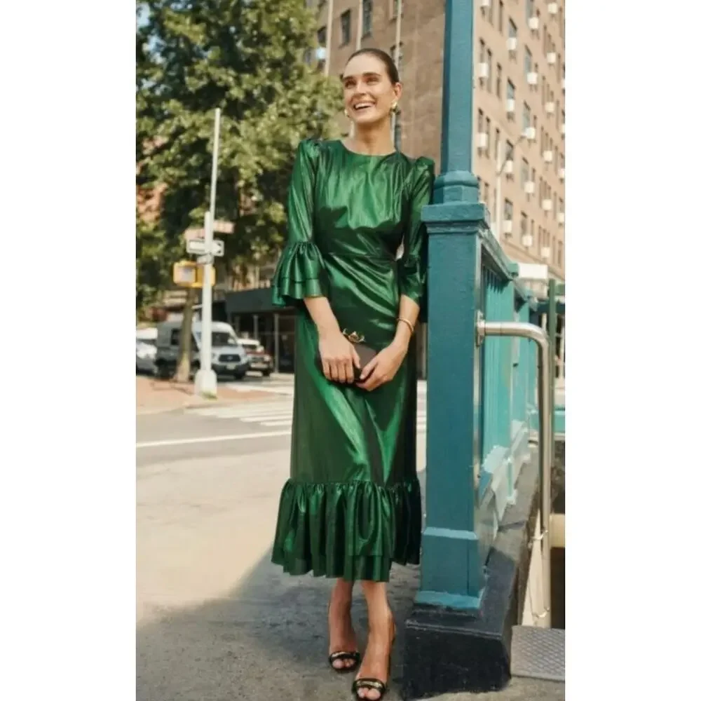 TUCKERNUCK Pomander Place Emerald Crinkle Lurex Lillith Dress NWT Size Medium - Picture 2 of 9